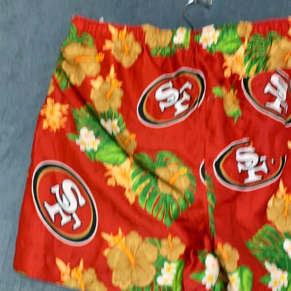 NFL Team Apparel San Francisco 49ers Swimming Trunks Shorts Mens 2XL Red Floral